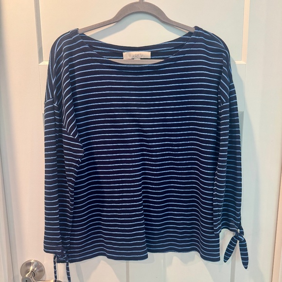 LOFT Long Sleeve Tee, M, EUC, Navy stripe - Picture 1 of 8